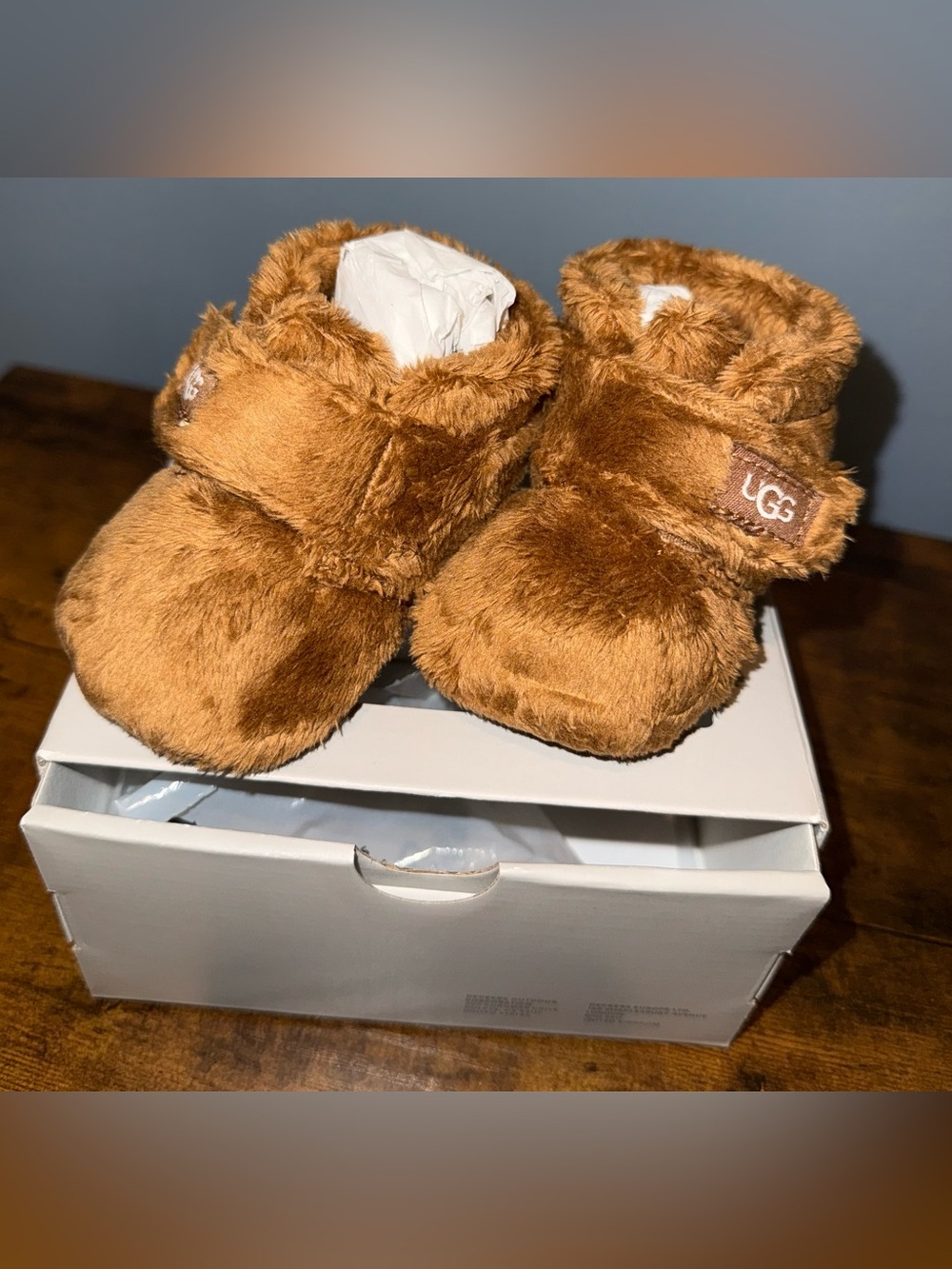 Bixbee Baby Ugg Slippers (0-6m size)